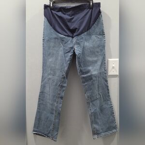 Old Navy Maternity Jeans. Size Medium